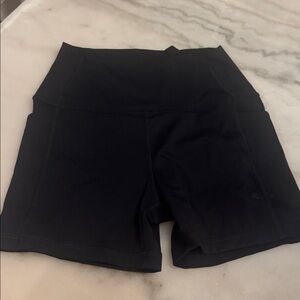 CRZ Yoga Small Black Athletic Shorts with Pockets